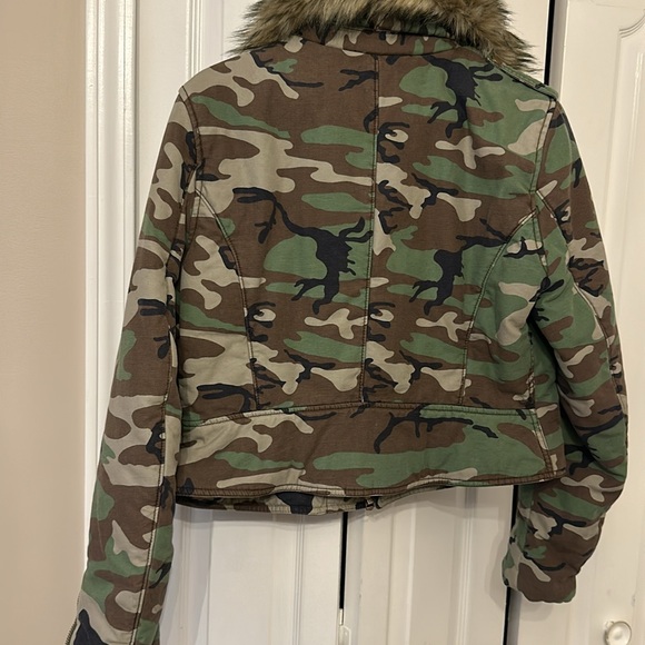 Ralph Lauren Camouflage Moto Cropped Jacket - Picture 4 of 4